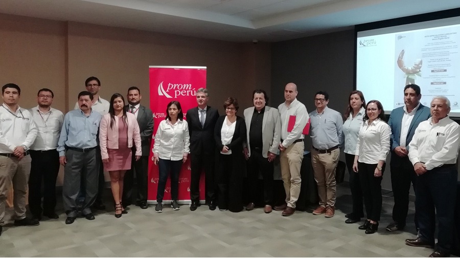 exportadoras de langostinos de las regiones Tumbes y Piura estuvieron con funcionarios del Brasil y de Perú